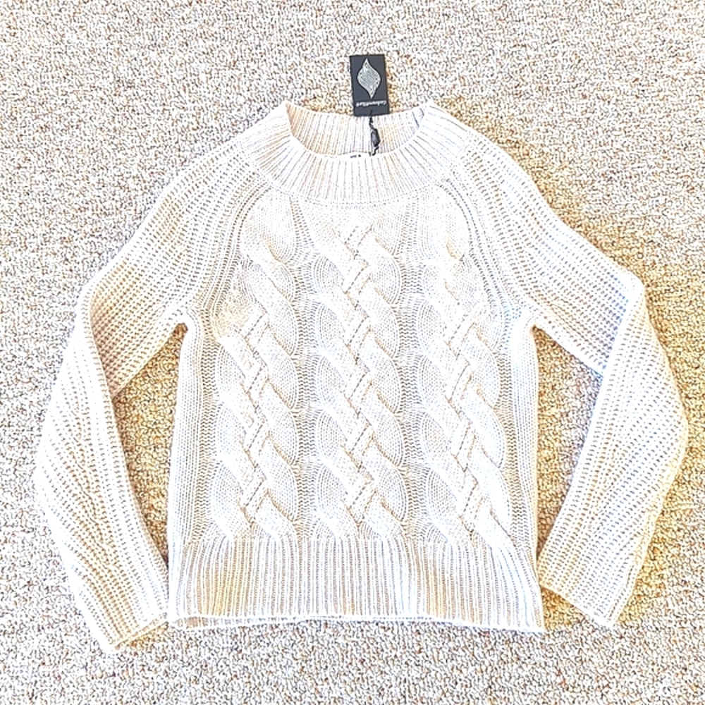 CASHMERE MARK  cable knit sweater, beige/cream.  Size S